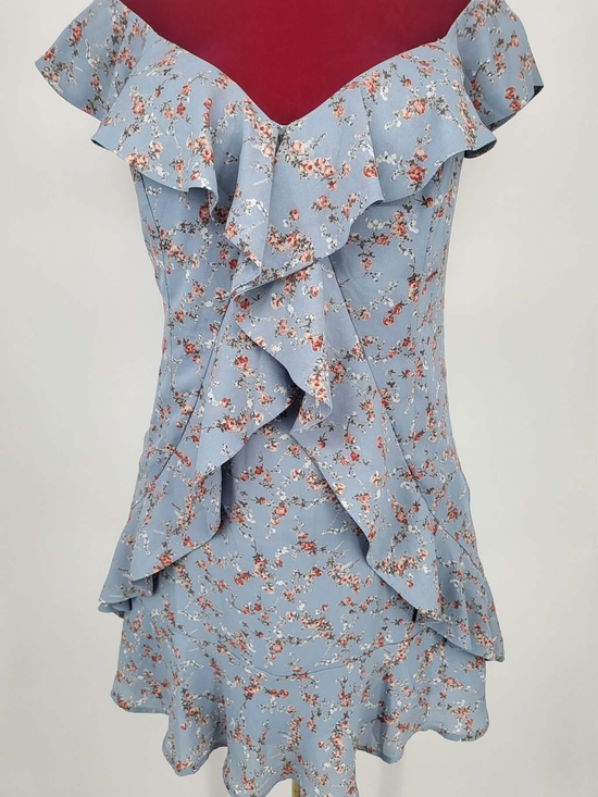 Lulus Dresses & Skirts - Lulu's Light Blue Floral Dress